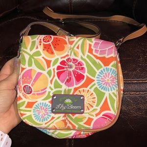 Lily Bloom cross body purse